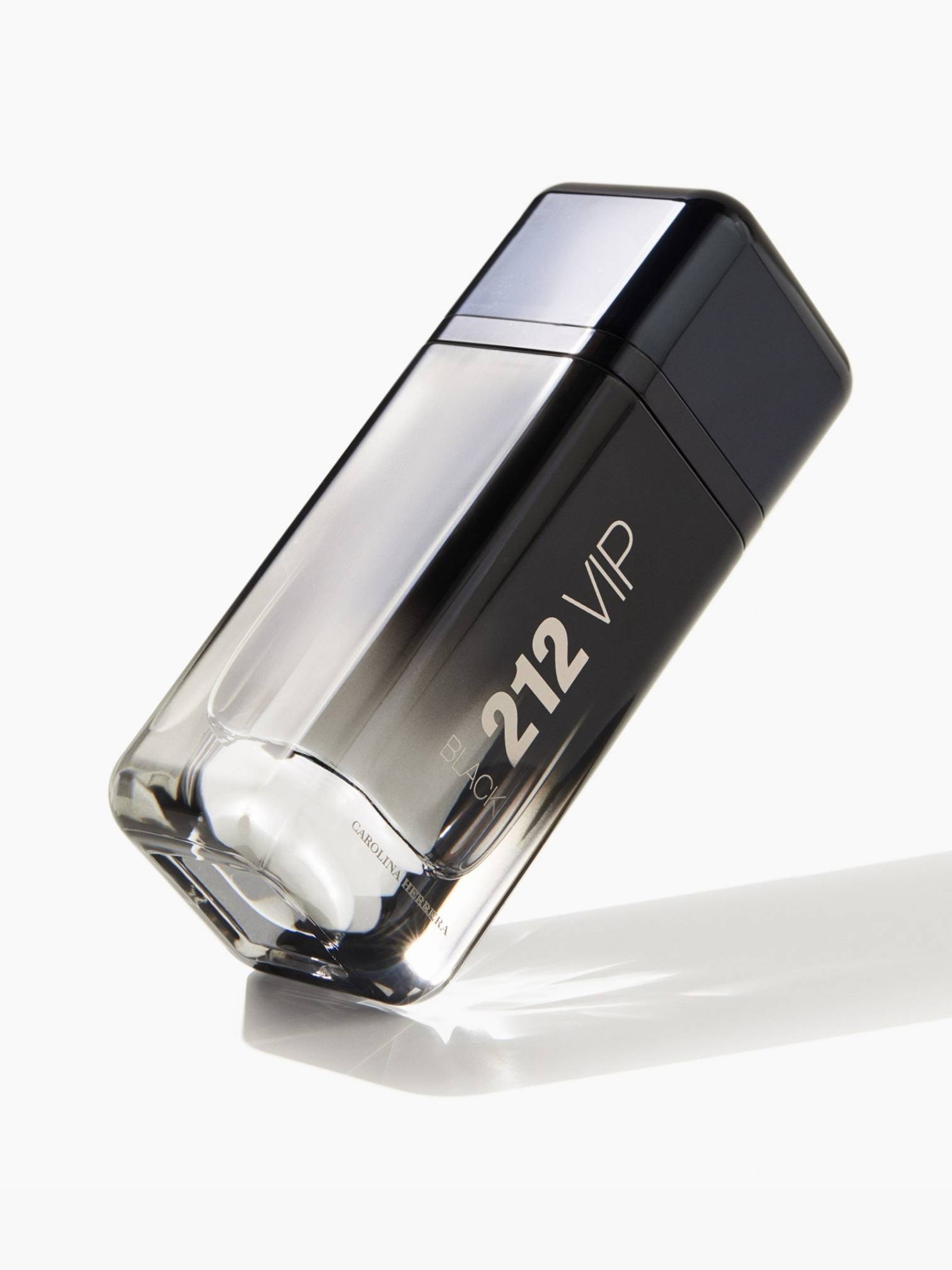 Carolina Herrera 212 VIP Black EDP 100 ml
